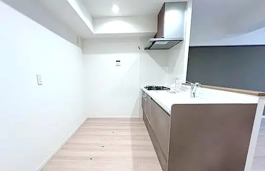 シャルム南砂町　11階　最　上階　リ　ノベーションのキッチン