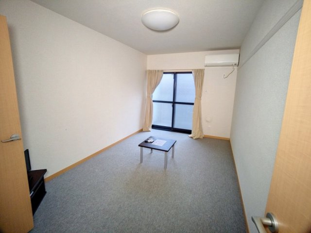 レオパレスカルモⅡのバルコニー