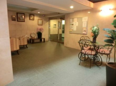 【ロビー】 | ヴィルヌーブ文京根津 | 清潔なロビーです