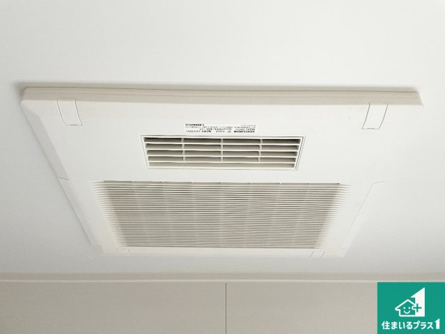 ★29(土)30(日)現地見学可能！★大津市坂本　全17邸の冷暖房・空調設備|四季を通して快適なバスライフをお手伝いする浴室暖房乾燥機！浴室の乾燥・暖房・涼風・換気はもちろん、２４時間換気にも対応！