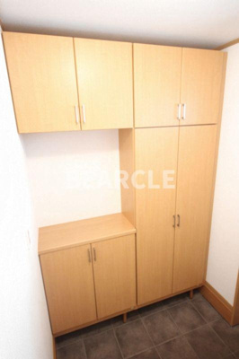 【玄関】 | アロンジェ勧修寺