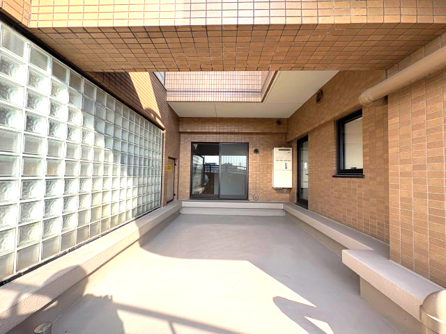 ライオンズマンション京命のバルコニー