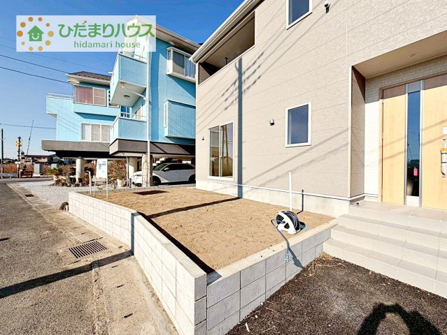 【庭】 | 常総市東野原第1　新築戸建 | 周辺には高い建物がないため、お庭には太陽の光が降り注ぎます♪