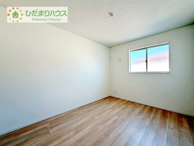 【洋室】 | 常総市東野原第1　新築戸建 | 木の温もりがやさしいフローリング♪