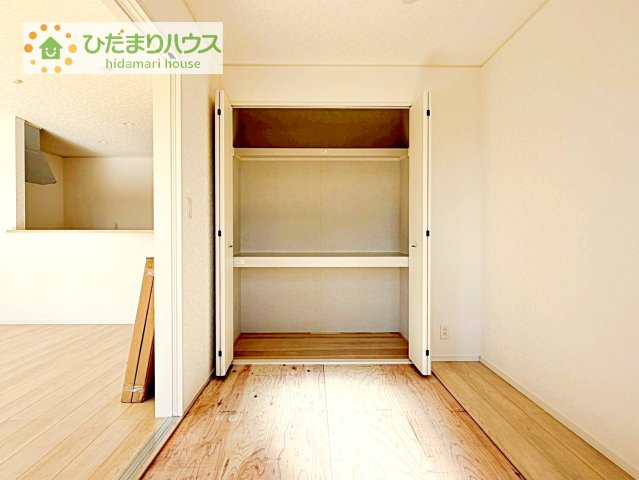 【収納】 | 常総市東野原第1　新築戸建 | 和室の収納は横開きクローゼット！
しまった物の出し入れも楽々です(^^)