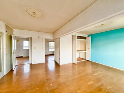 【洋室】 | 泉北槇塚台住宅３号棟 | ☆全居室６帖以上☆どのお部屋でものびのびお過ごしいただけますよ！