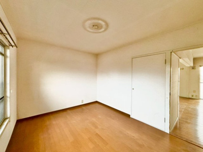 【洋室】 | 泉北槇塚台住宅３号棟 | 【洋室】全居室窓ありますよ♪風通しが良く明るい室内に気持ちも明るくなりますね！