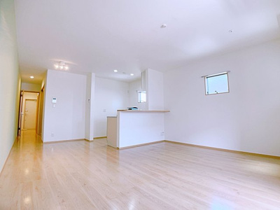 【居間・リビング】 | TKレジデンス豊田本町【名古屋市賃貸・1LDK】