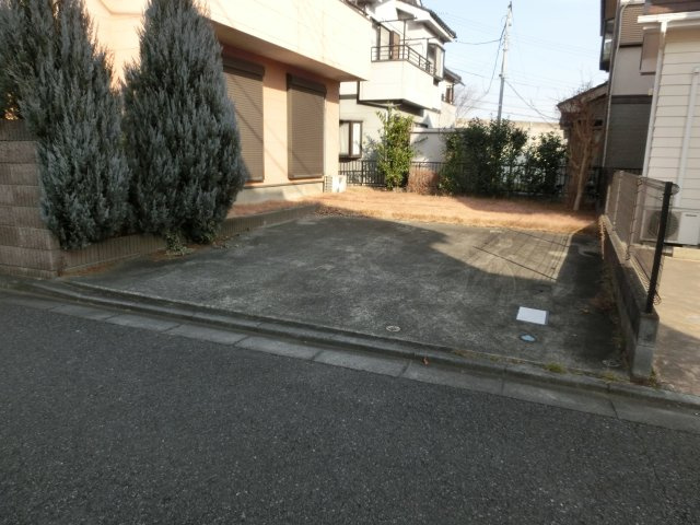 川越市笠幡939　中古戸建の駐車場