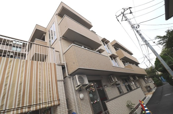 さいたま市浦和区針ヶ谷２丁目のアパート