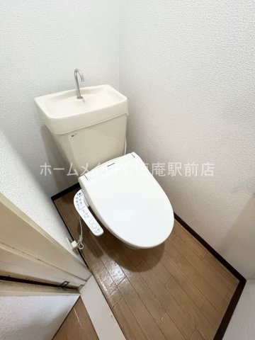 大阪市城東区天王田の賃貸マンションのトイレ