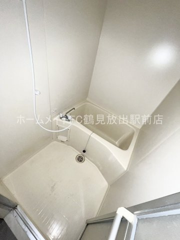 大阪市鶴見区放出東２丁目の賃貸マンションの浴室
