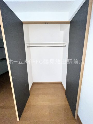 大阪市鶴見区放出東２丁目の賃貸マンションの収納