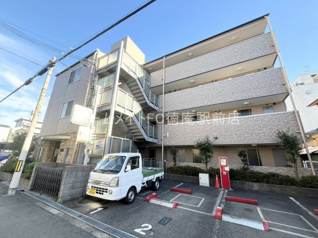 大阪市鶴見区放出東２丁目の賃貸マンションの外観