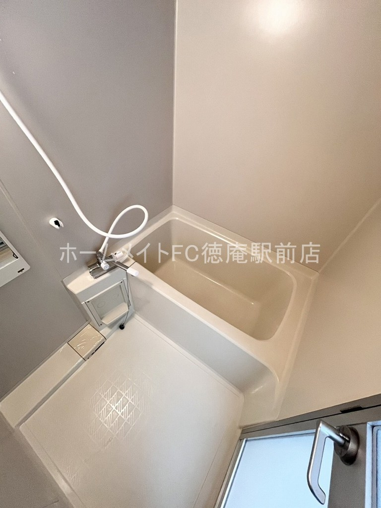 大阪市城東区永田４丁目の賃貸マンションの浴室