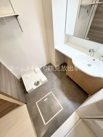 東大阪市稲田上町１丁目のアパートの洗面所