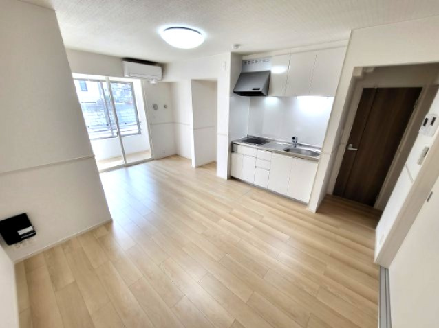 【居間・リビング】