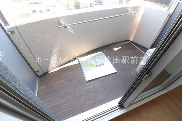 東大阪市高井田本通７丁目の賃貸マンションのバルコニー