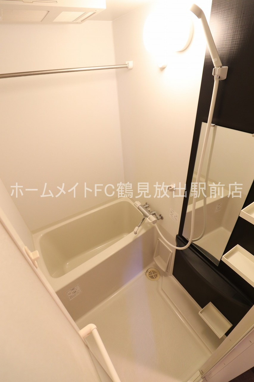 東大阪市高井田本通７丁目の賃貸マンションの浴室