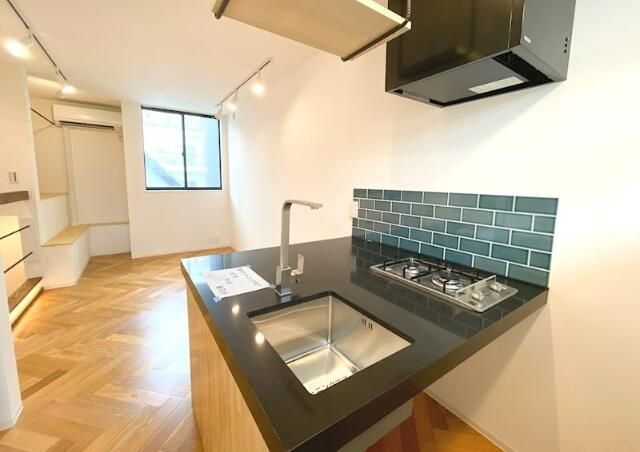 ＧＲＡＮＤＥ　ＭＡＩＳＯＮ　ＳＵＧＡＭＯのキッチン