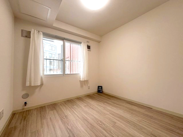 リーベスト月寒西の洋室