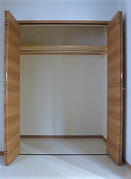 エスカレント国分の収納