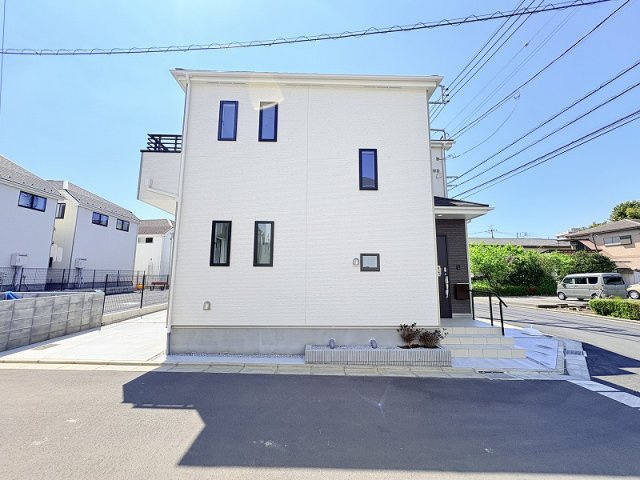 【外観】 | 新座市石神4丁目　新築一戸建住宅　全13棟　(保谷店) | 緑豊かな住宅地でのびのびとした暮らし。