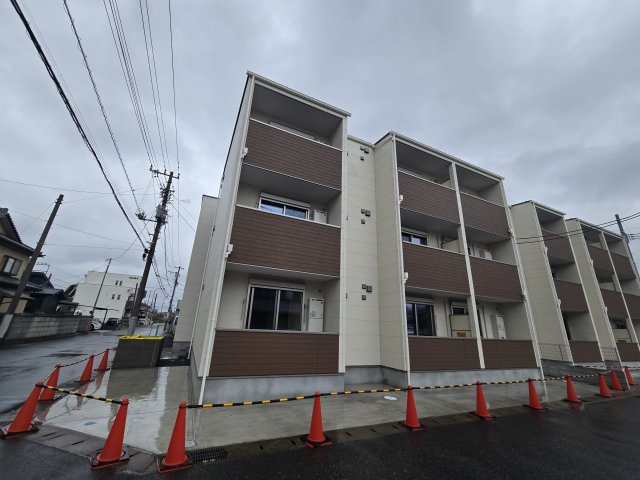 ジーメゾン千葉村田町エベッラ