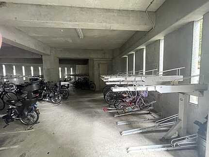 AcityヒルズアリーナⅠ番館の駐輪場