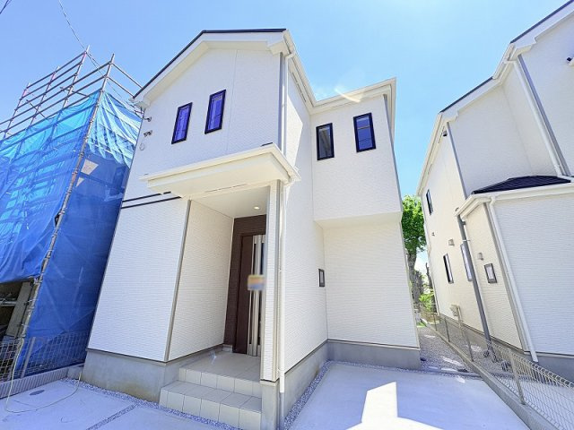 【外観】 | 新座市石神4丁目　新築一戸建住宅　全13棟　(保谷店) | スーパー・コンビニ徒歩10分圏内でお買い物も便利。