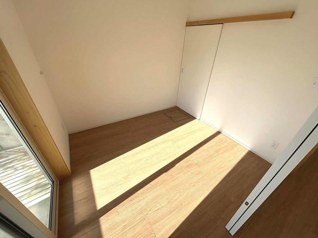 おこう仁ハイツの洋室