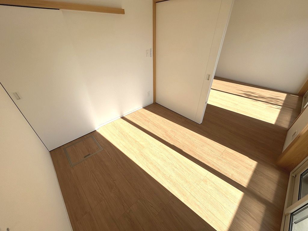 おこう仁ハイツの洋室