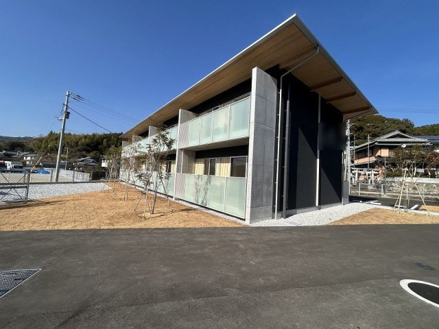 おこう仁ハイツの外観