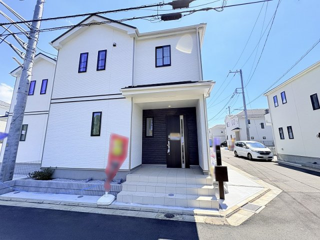 【外観】 | 新座市石神4丁目　新築一戸建住宅　全13棟　(保谷店) | 小中学校まで徒歩15分以内なのでお子様の登下校も安心。