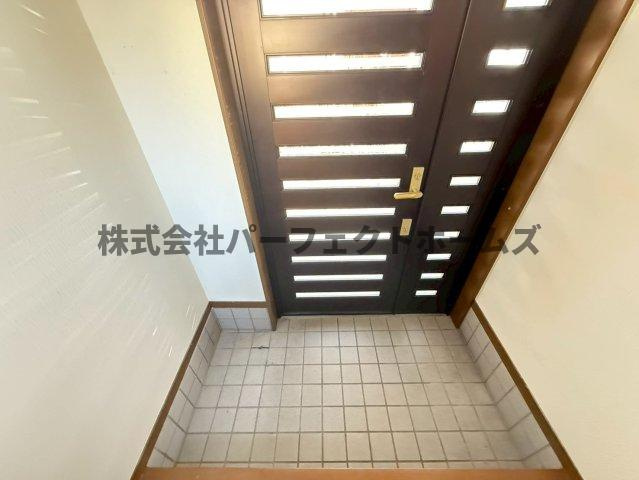 楠葉美咲1丁目戸建　賃貸の玄関|玄関です