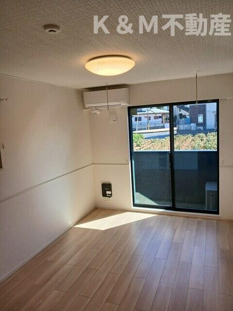 エストレラⅡの居間・リビング|ゆったり過ごせる居間です