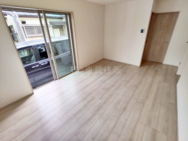 【居間・リビング】の画像