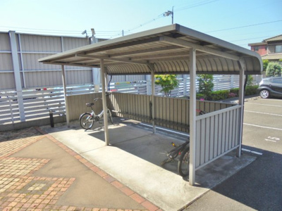 【その他】 | グランシャリオ | 屋根付き駐輪場