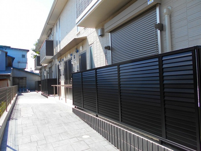 セレシェイラ弐番館のエントランス