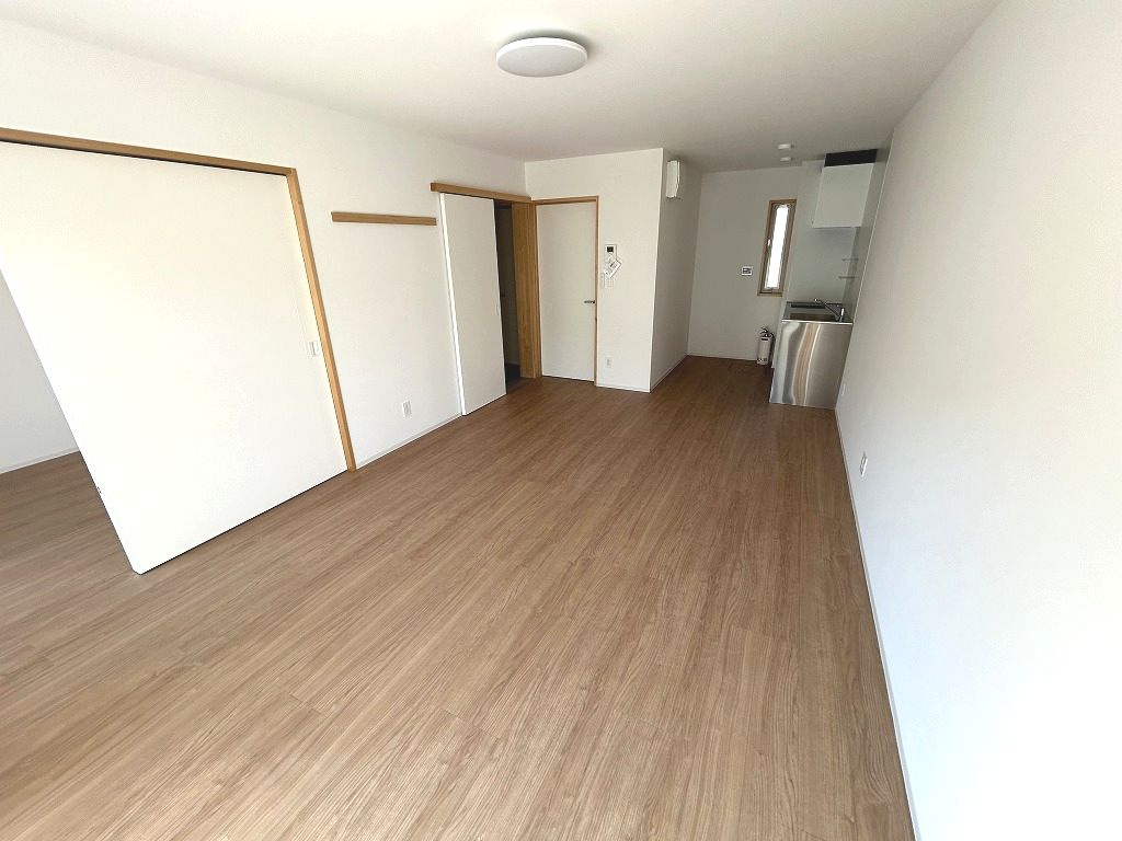 おこう仁ハイツB棟の居間・リビング