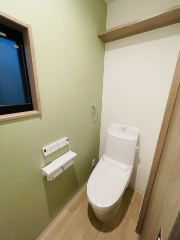 松ヶ崎小竹薮町　建築条件無土地のその他|【施工例】
温水洗浄便座で寒い冬も快適！
ウォシュレットも標準仕様で嬉しい♪