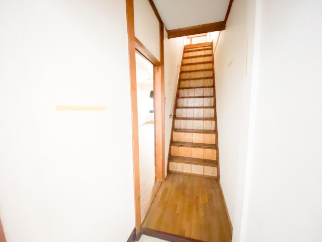 針中野２丁目住居の玄関