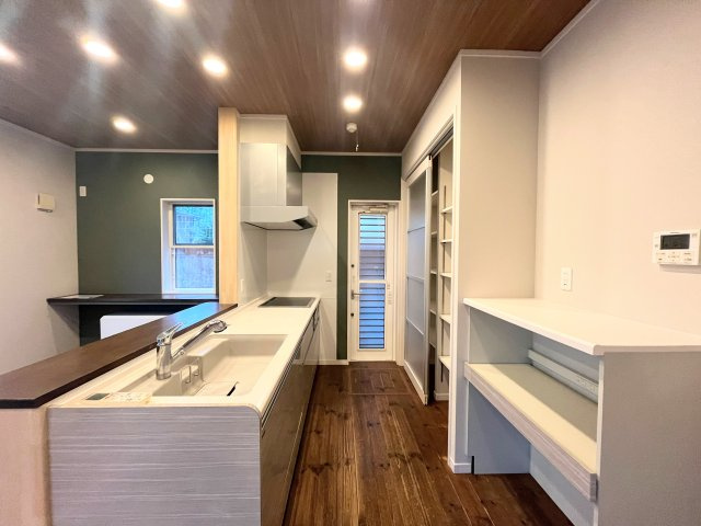 富谷市杜乃橋二丁目のキッチン