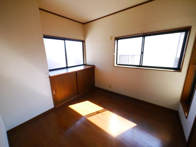 東金市菱沼　中古戸建の洋室|平成11年2月築 4DK  駐車2台可　JR東金線求名駅徒歩約16分　閑静な分譲地内