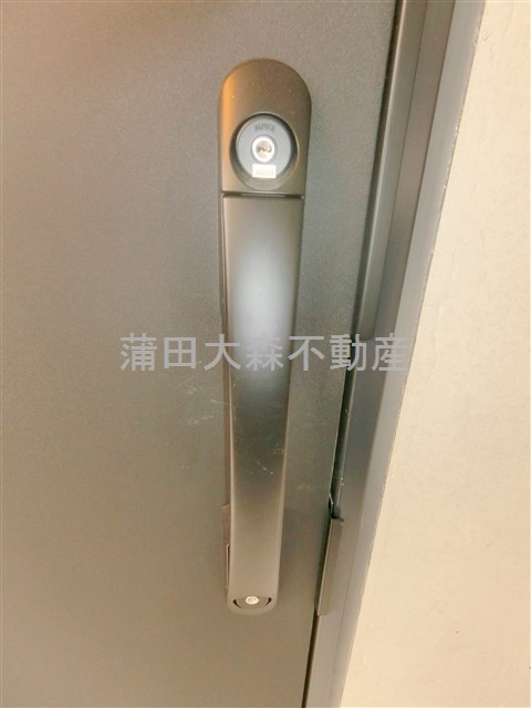 COCOCUBE鵜の木の玄関