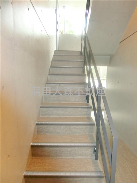 COCOCUBE鵜の木のその他共用部分|共用階段