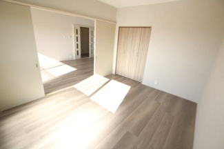 【洋室】 | ORIENT RESIDENCE SUEHIROCHO