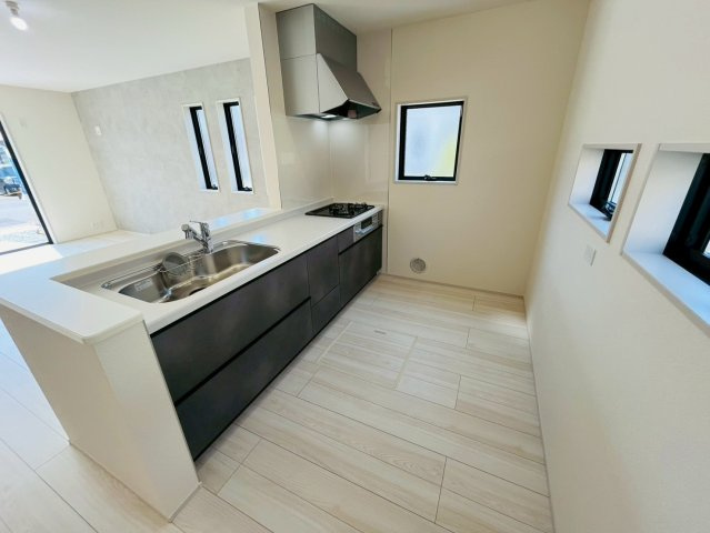 【Livele Garden】　栃木市岩舟町静　第9　全1邸の外観|〇外観〇
カースペース並列3台駐車可！
2026年3月撮影