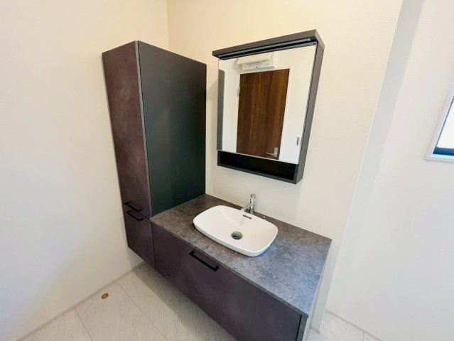 【Livele Garden】　栃木市岩舟町静　第9　全1邸の前面道路含む現地写真|○前面道路○
南側前面道路幅員6m
2026年3月撮影