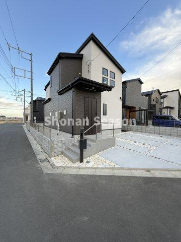 【外観】 | 陽当たり・風通り共に良好！
防犯面でも人目につきやすい、開放感あふれる北西角住居です♪